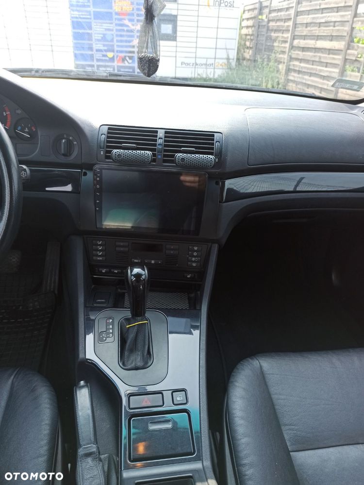 BMW Seria 5 - 26