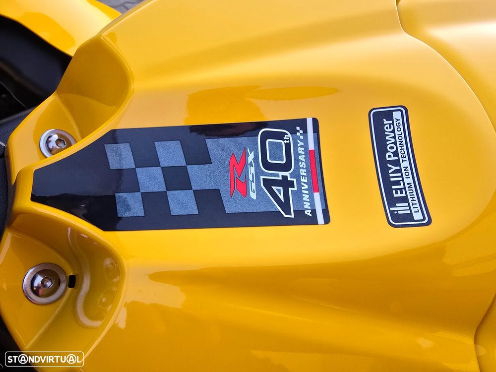 Suzuki GSX-R 1000 R 40TH Aniversário Modelo 2027 - 11