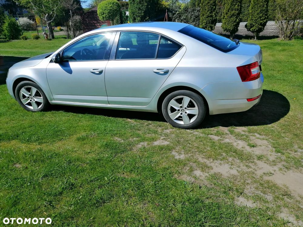 Skoda Octavia 1.4 TSI Ambition - 4
