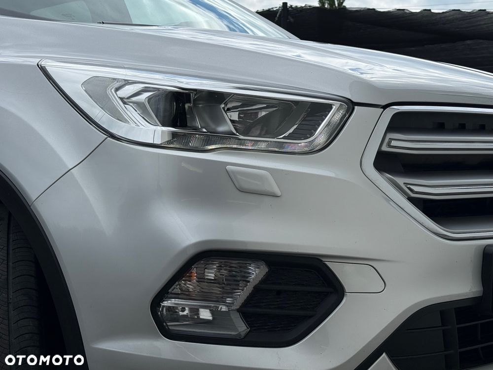 Ford Kuga 1.5 EcoBoost 2x4 Cool & Connect - 38