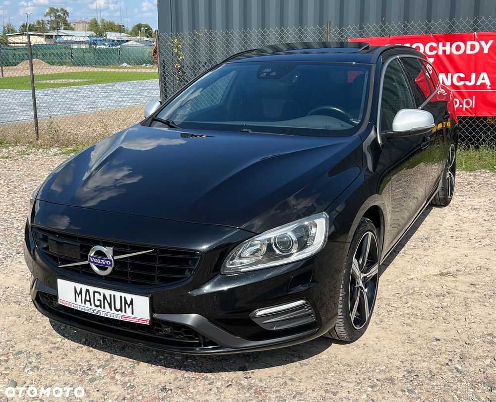 Volvo V60 D3 Drive-E R-Design Momentum - 1