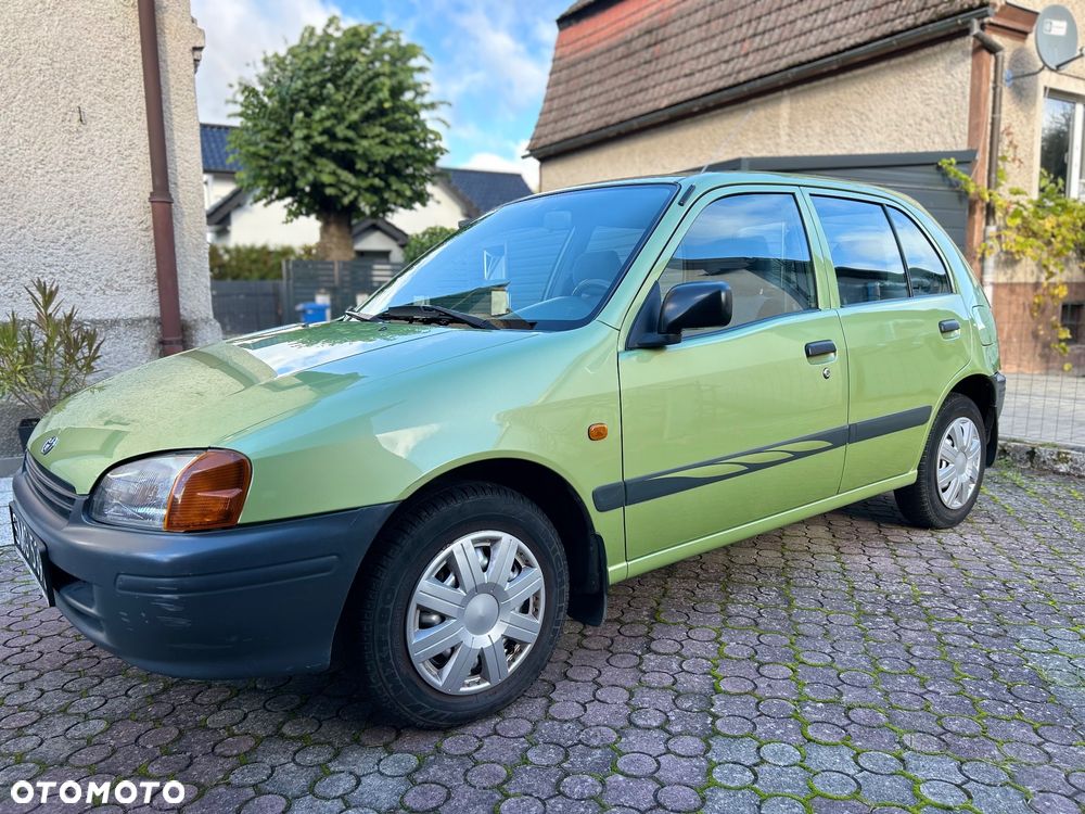 Toyota Starlet 1.4 XLi - 1