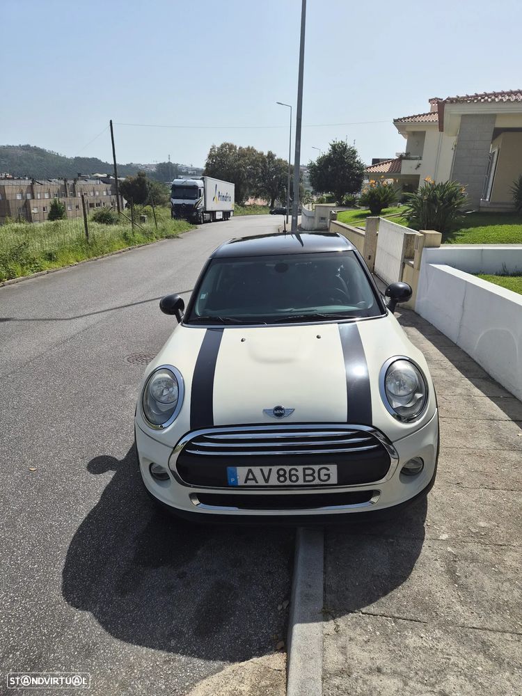 MINI 5 Portas Cooper D - 26