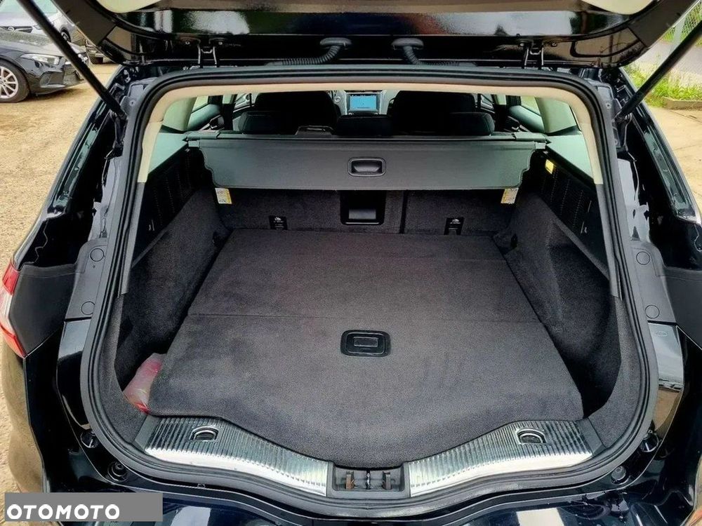 Ford Mondeo SW - 13