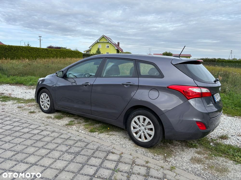 Hyundai i30 i30cw 1.6 CRDi Trend - 13