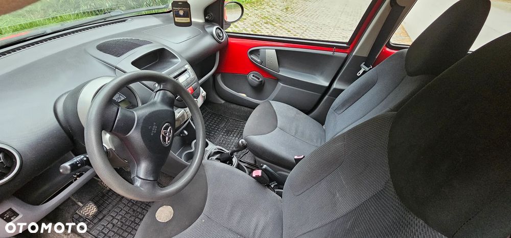 Toyota Aygo - 11