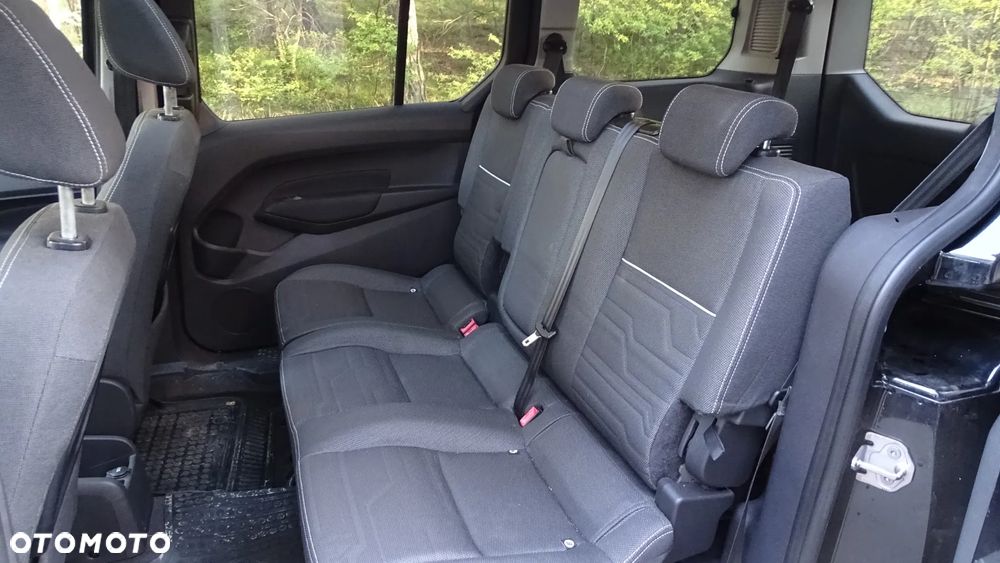Ford Tourneo Connect Grand - 10
