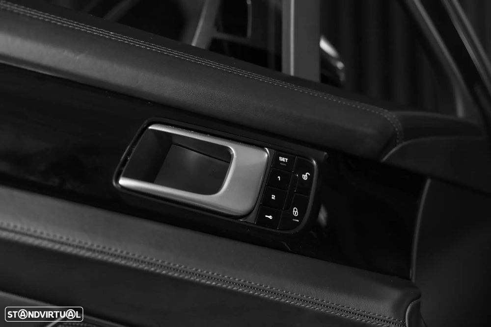 Porsche Panamera Sport Turismo 4 E-Hybrid - 51