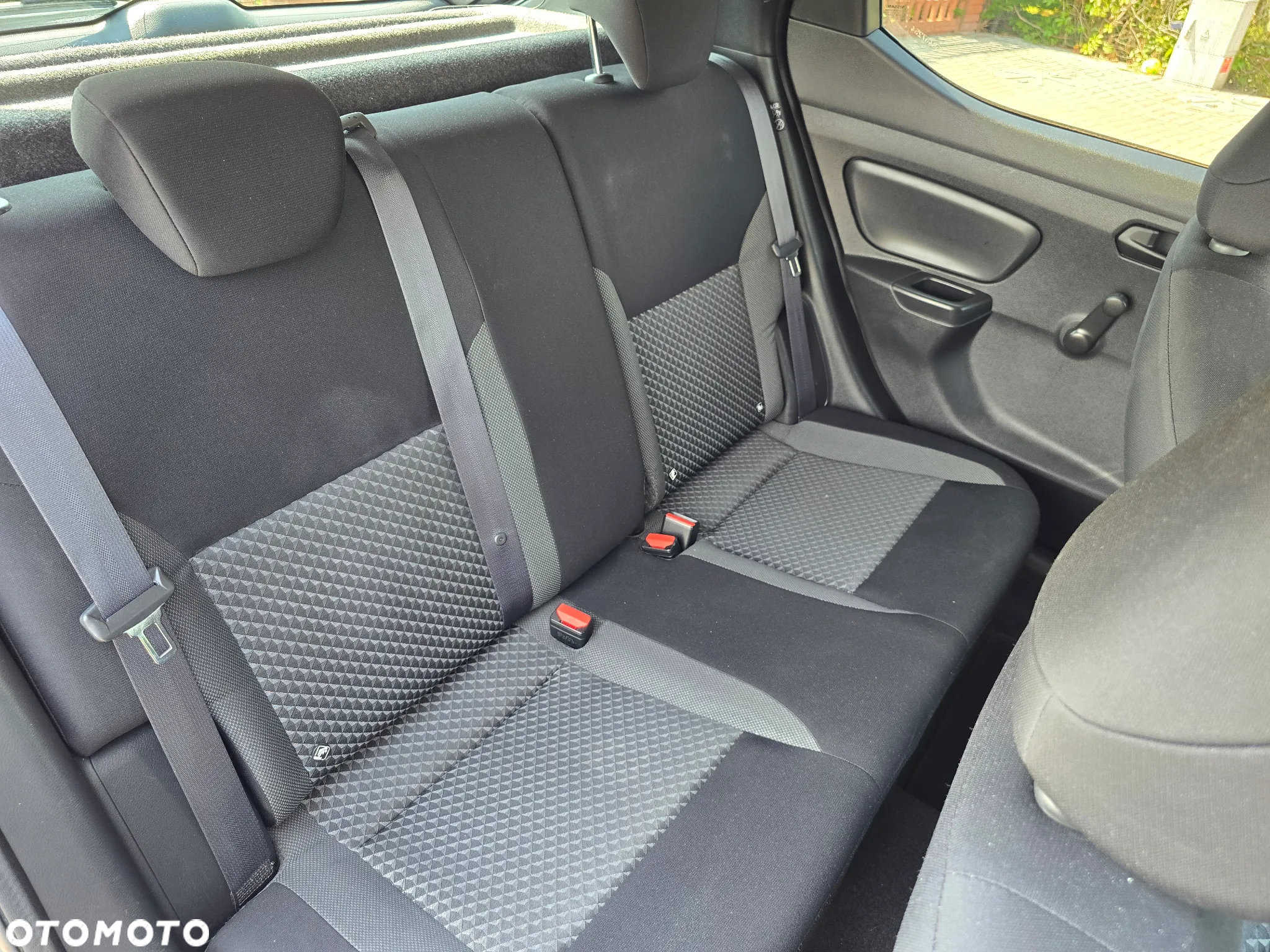 Nissan Micra - 14