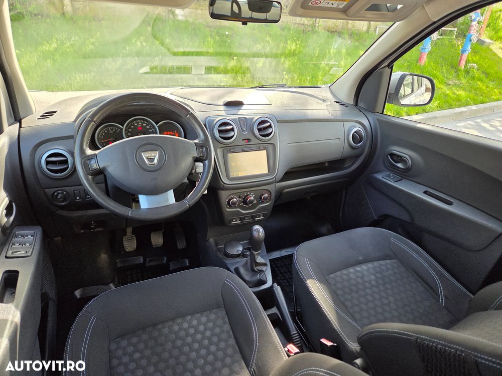Dacia Lodgy TCe 115 Stepway - 21