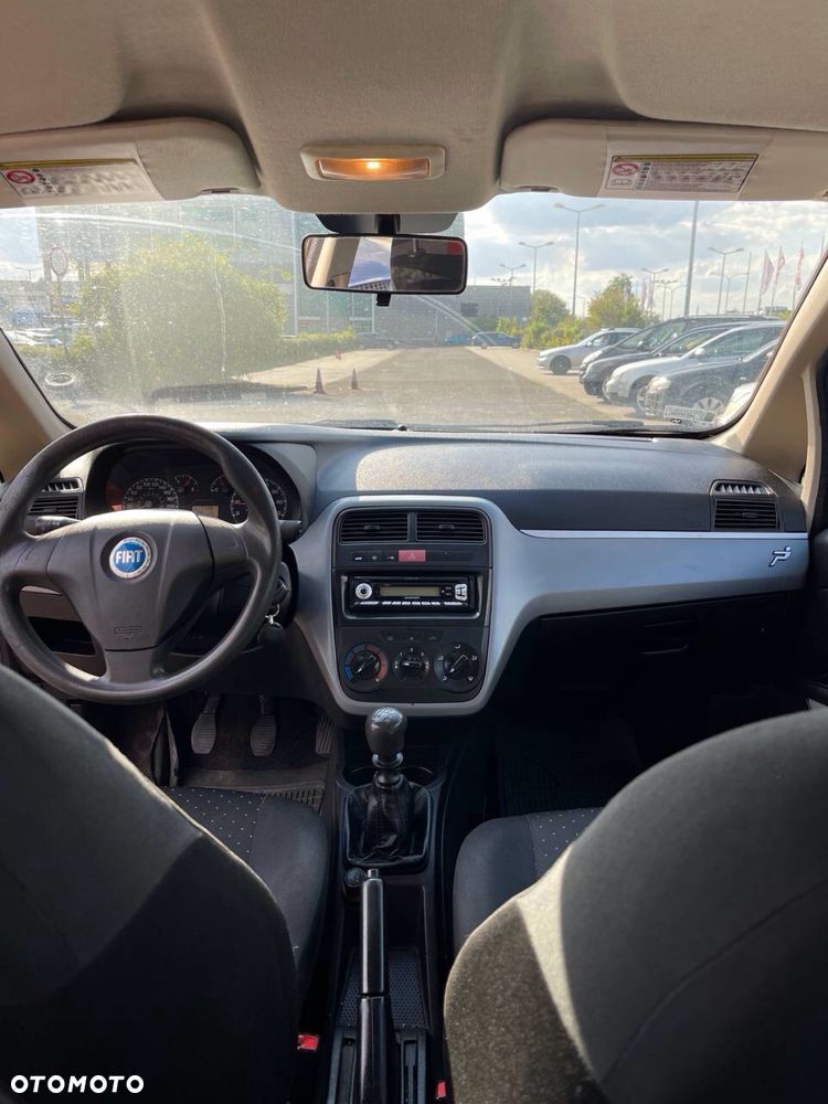 Fiat Grande Punto - 8