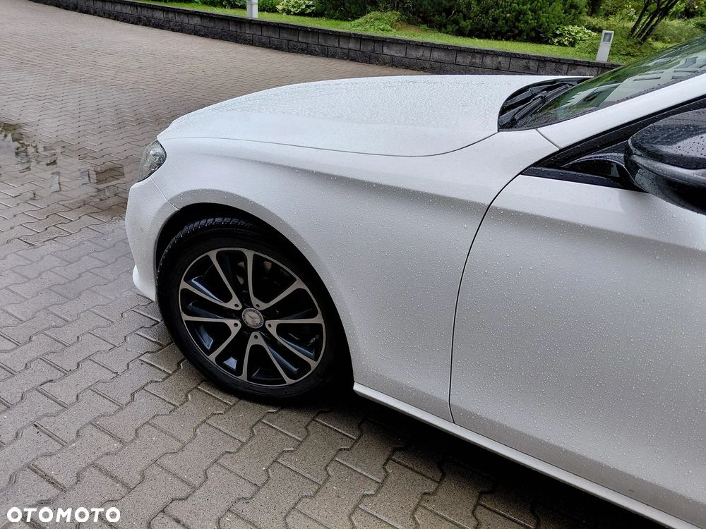 Mercedes-Benz Klasa E 220 d 9G-TRONIC - 9