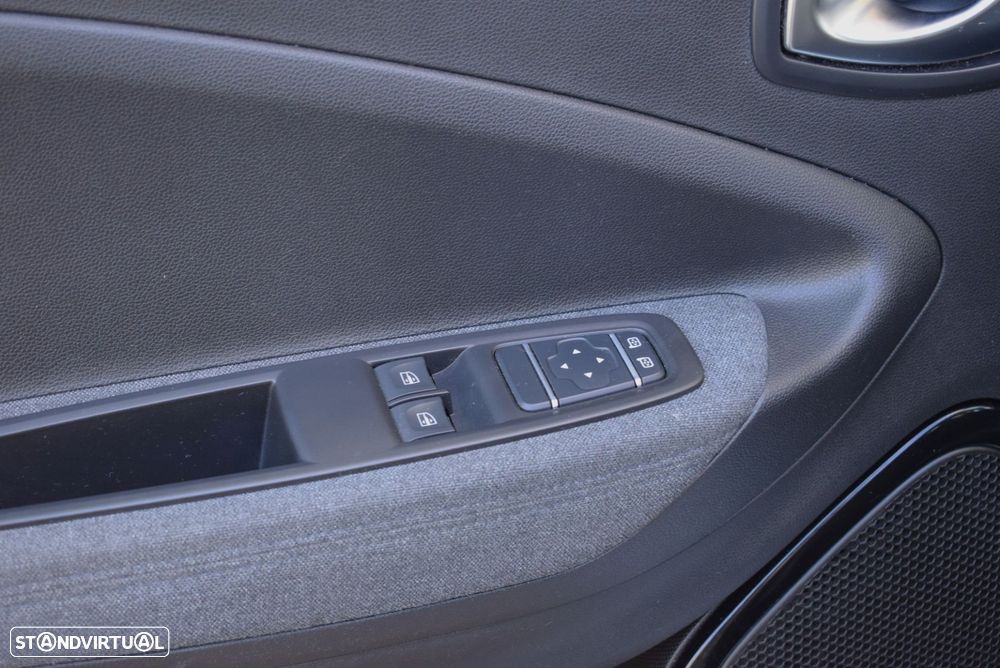 Renault Zoe (c/ Bateria) Limited 50 - 21