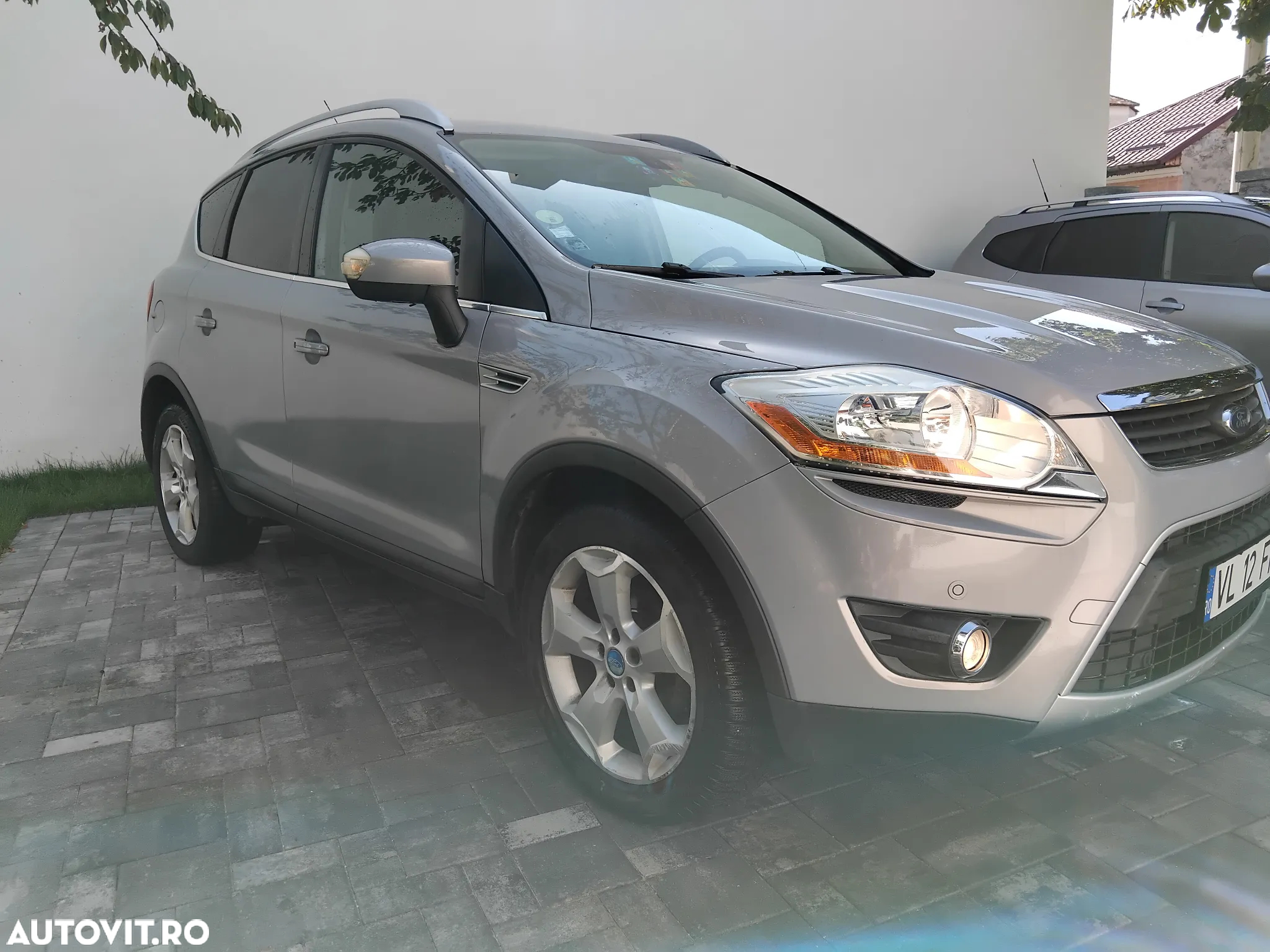 Ford Kuga 2.0 TDCi 4WD Trend - 2