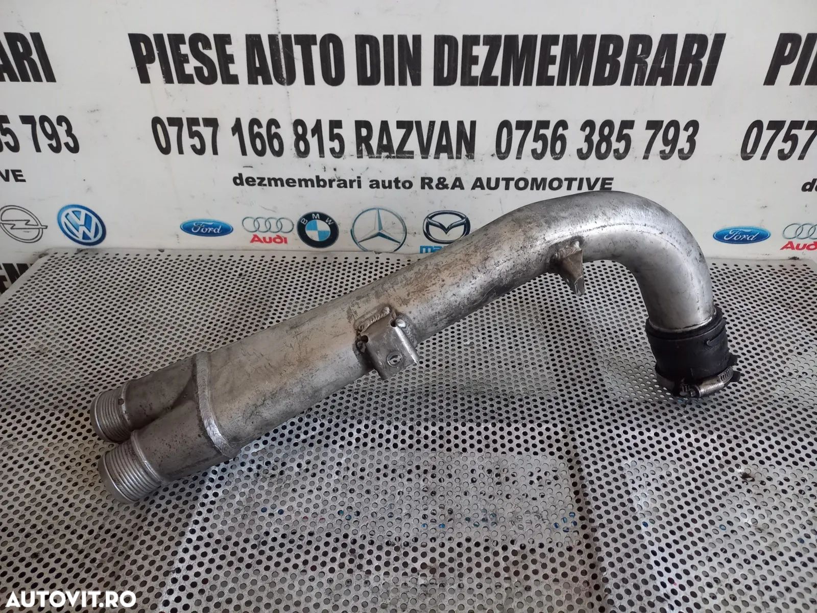 Conducta Intercooler Audi Q7 Vw Touareg 3.0 Tdi Cod 7LC Dezmembrez Audi Q7 3.0 Tdi Motor BUG Automa - 1
