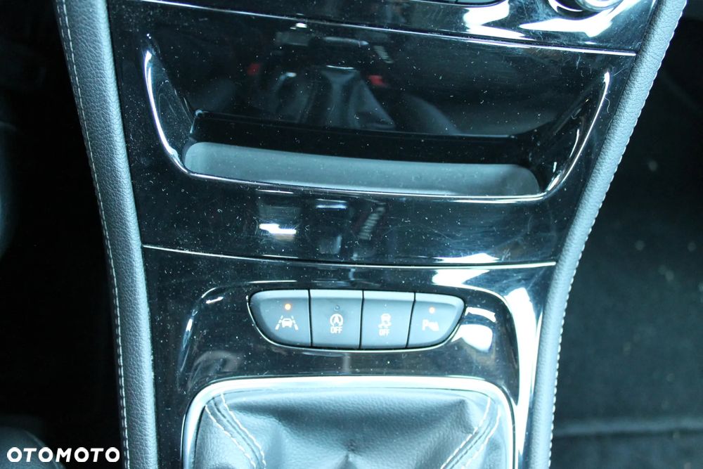 Opel Astra 1.6 BiTurbo D (CDTI) Start/Stop Business - 12