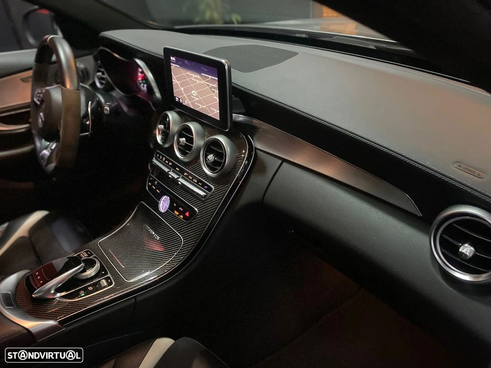 Mercedes-Benz C 63 AMG S - 27