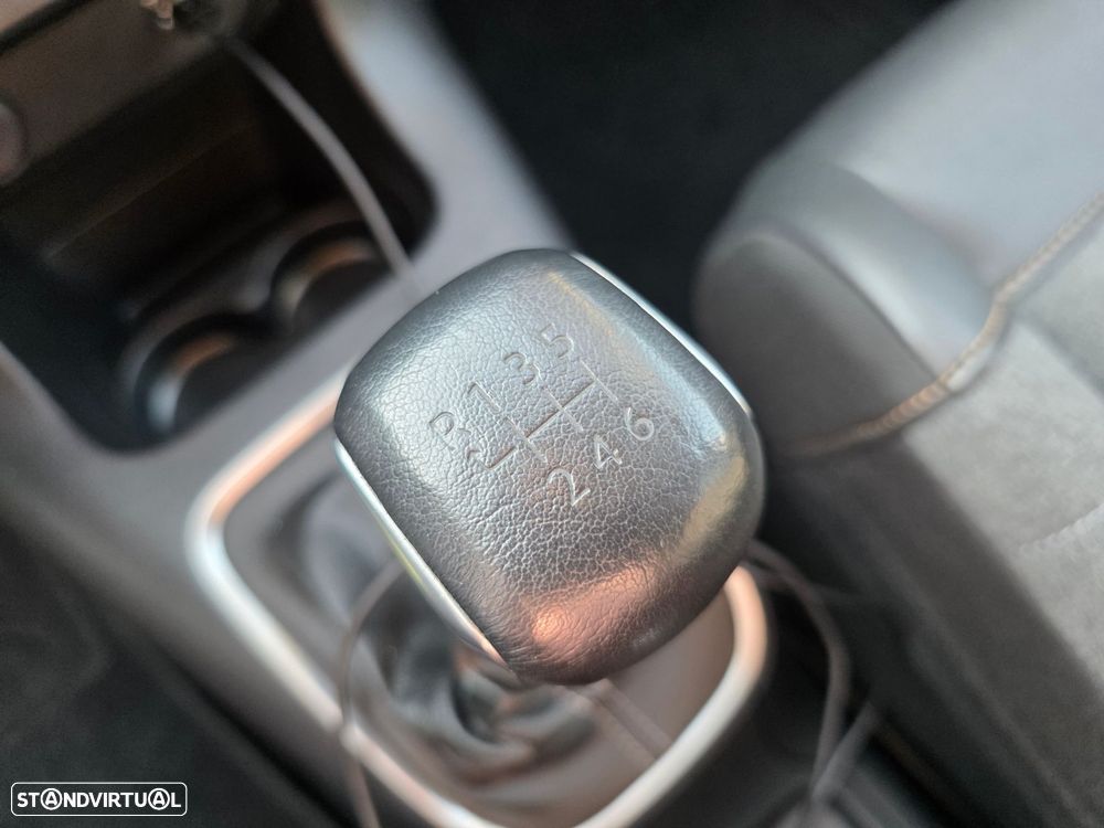 Citroën C3 1.2 PureTech Shine - 15