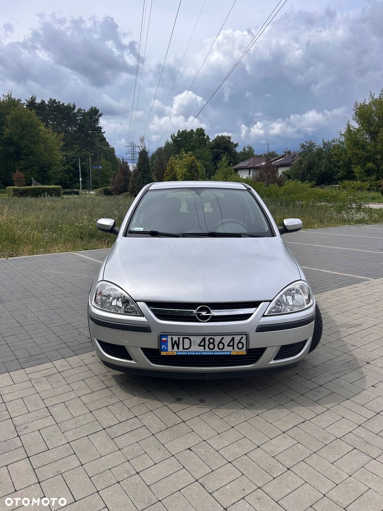 Opel Corsa 1.2 16V Cosmo - 2