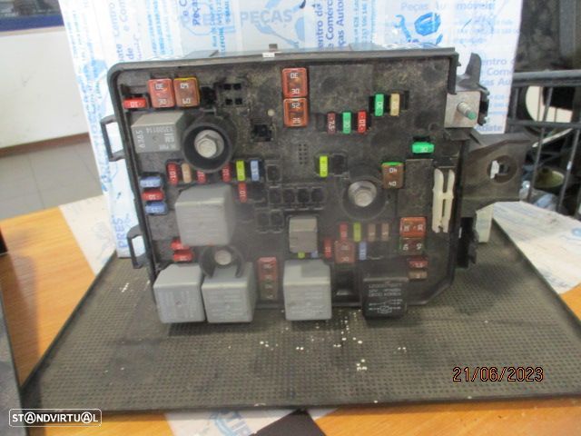 Caixa Fusiveis 13430533AA OPEL CORSA E 2015 1.3CDTI 75CV 3P BRANCO - 1