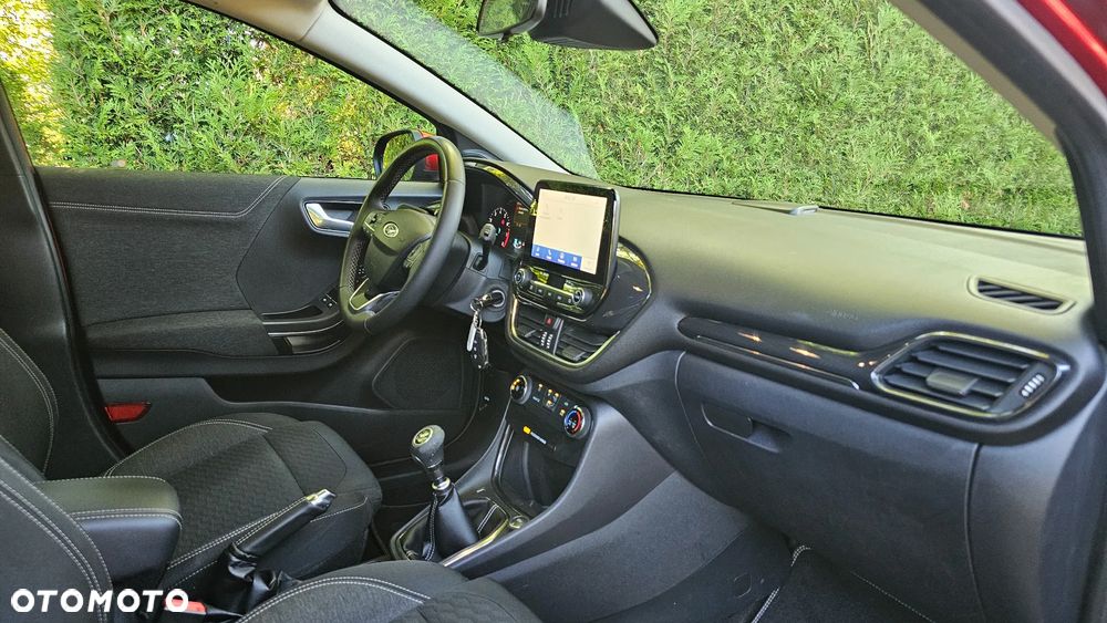 Ford Puma 1.0 EcoBoost Hybrid TITANIUM - 24