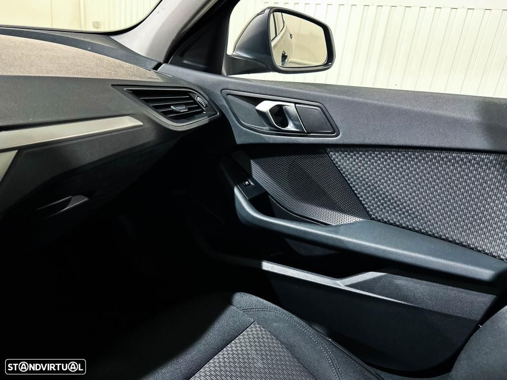 BMW 116 i Aut. Sport Line - 33