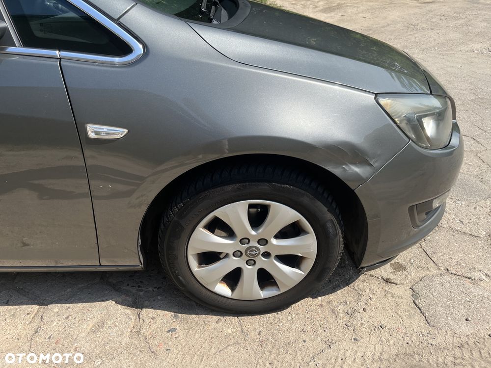 Opel Astra 1.4 T Business EU6 - 19