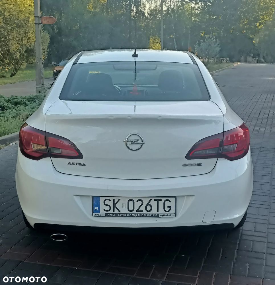 Opel Astra - 4