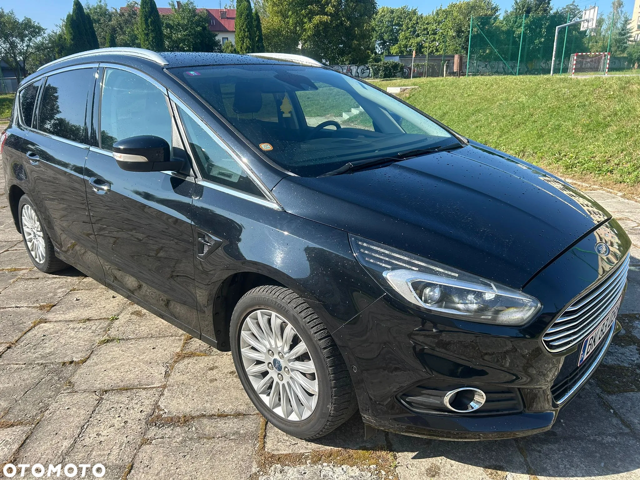Ford S-Max - 10