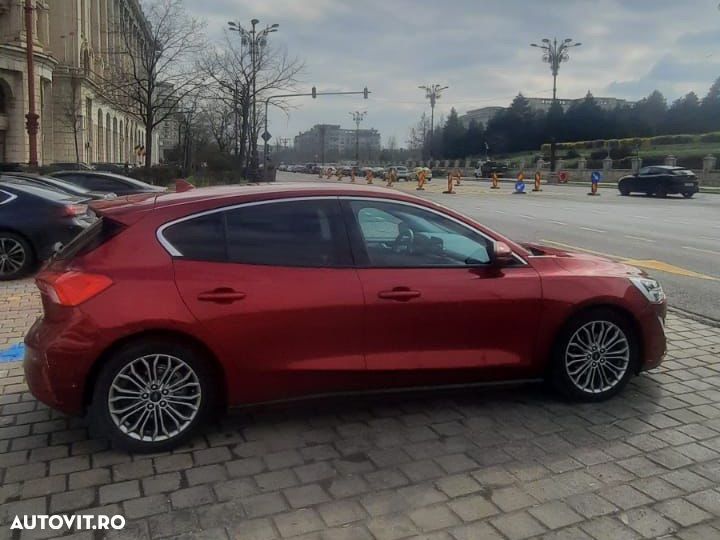 Ford Focus 1.0 EcoBoost Trend - 9