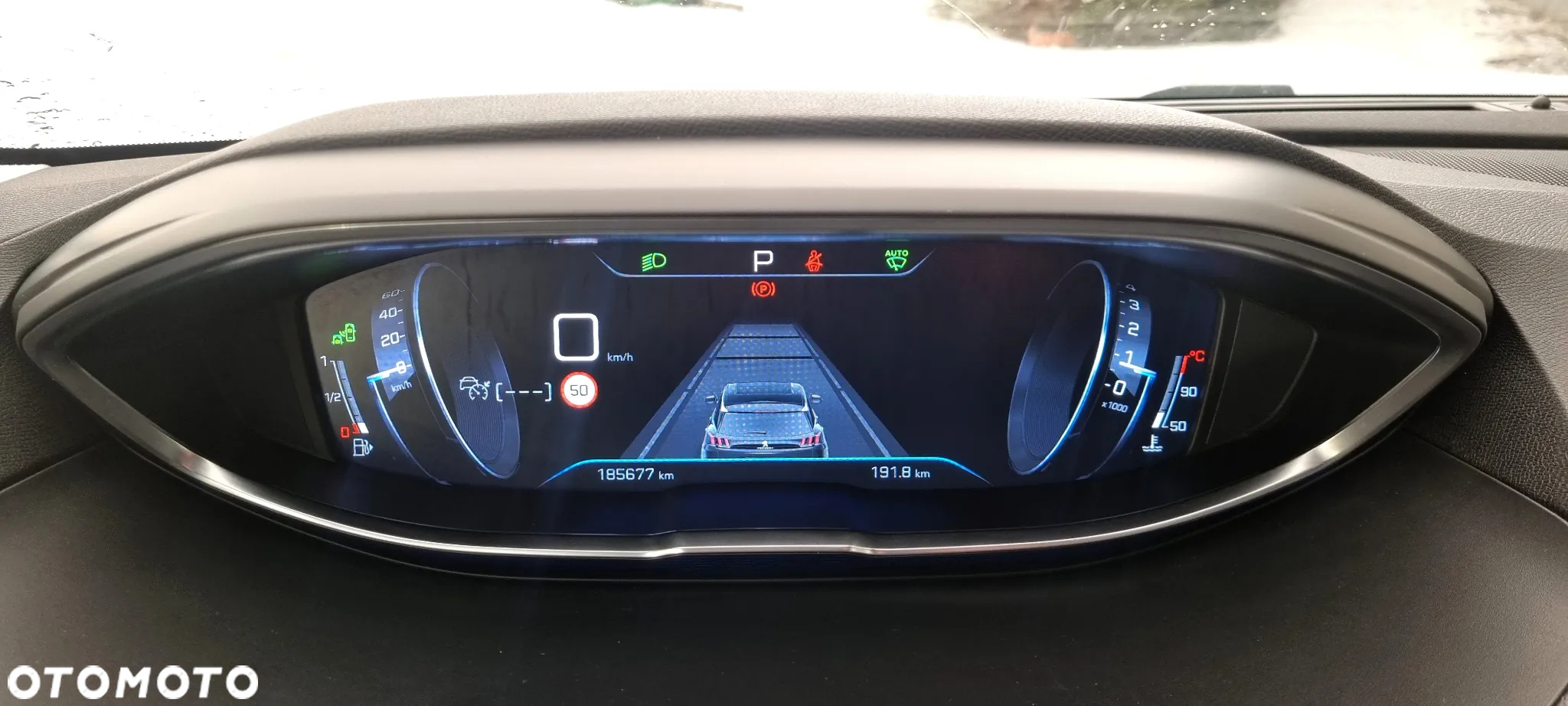 Peugeot 3008 BlueHDi 180 Stop & Start EAT8 Allure - 26