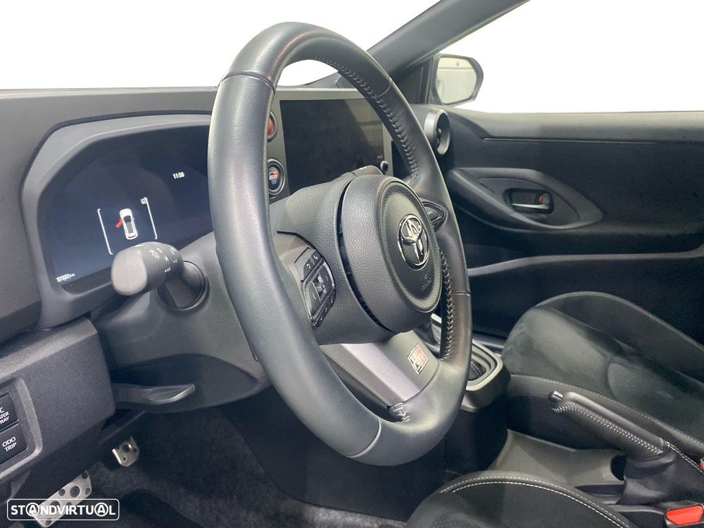 Toyota GR Yaris - 12