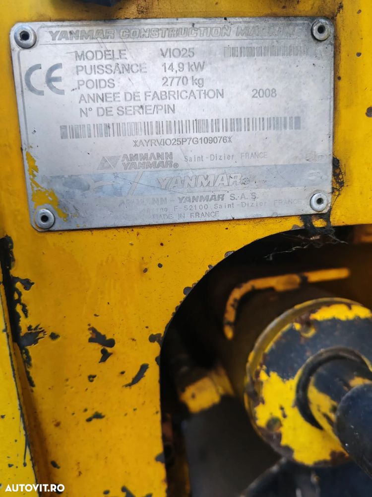 Yanmar ViO25 - 8