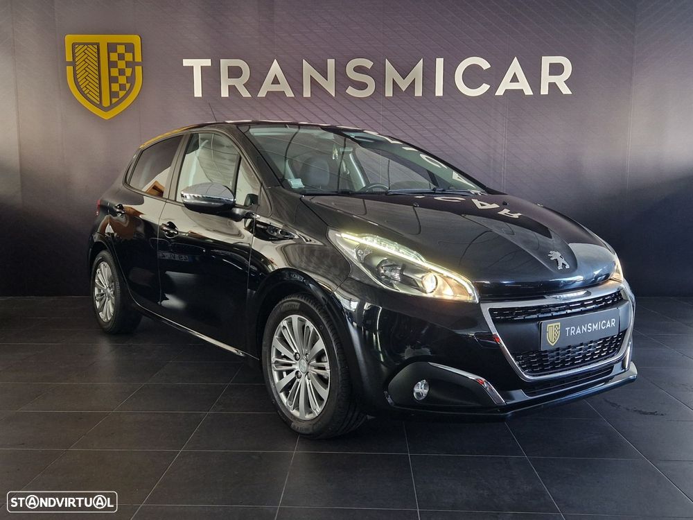 Peugeot 208 1.2 PureTech Signature - 3