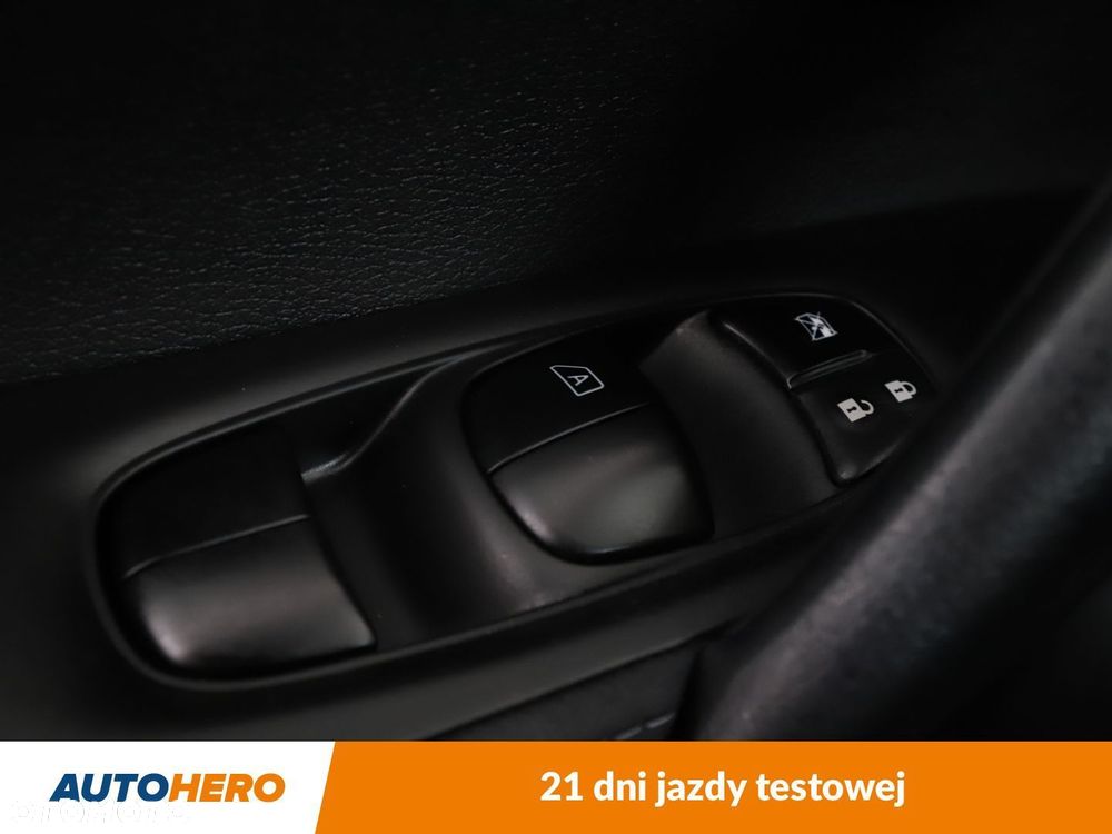 Nissan Qashqai 1.6 DCi Visia - 32