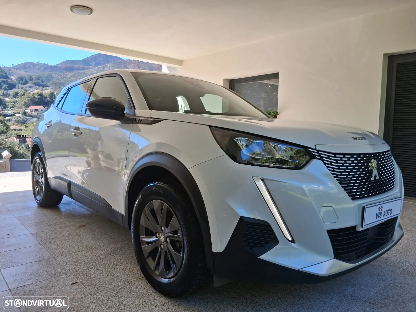 Peugeot e-2008 50 kWh Active - 3