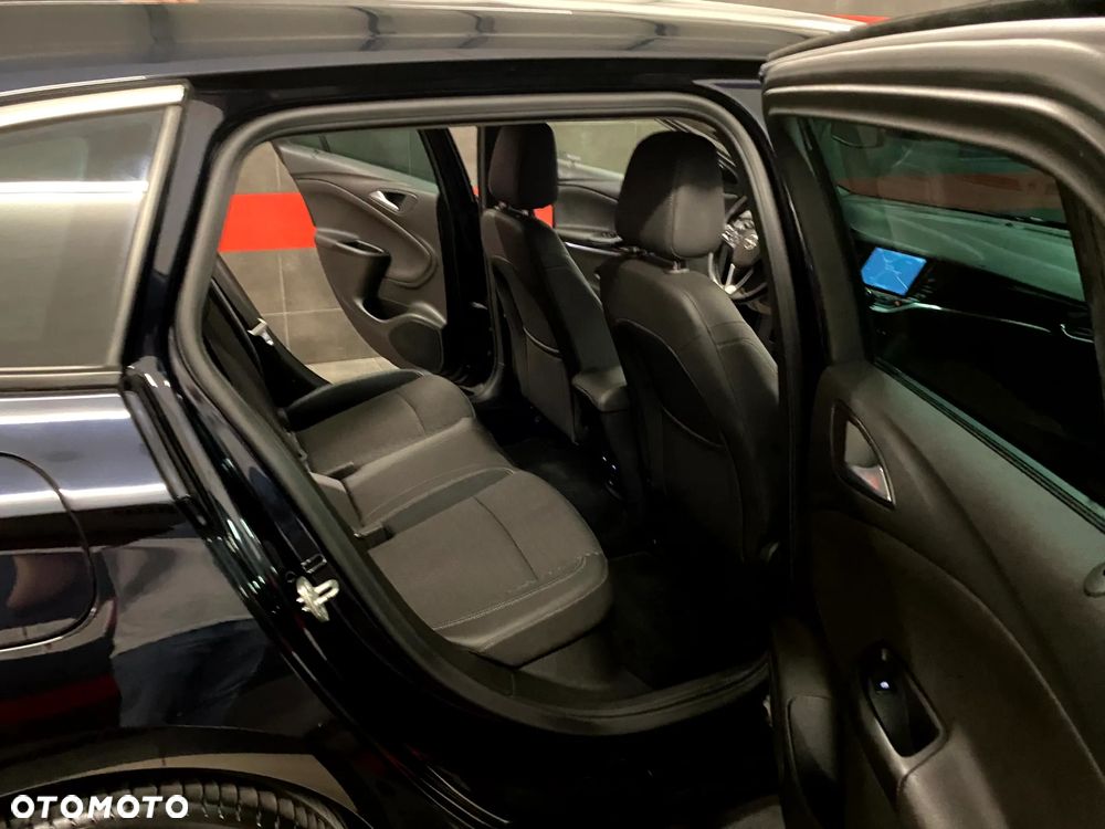 Opel Astra 1.4 Turbo Start/Stop Innovation - 25