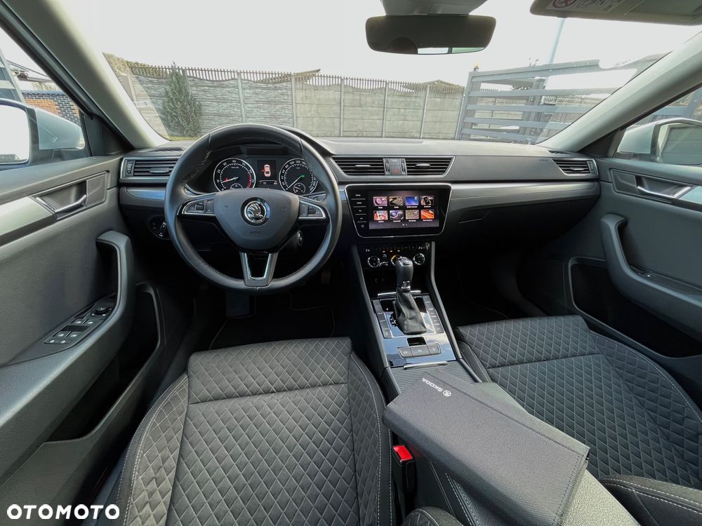 Skoda Superb 1.5 TSI ACT DSG Ambition - 15