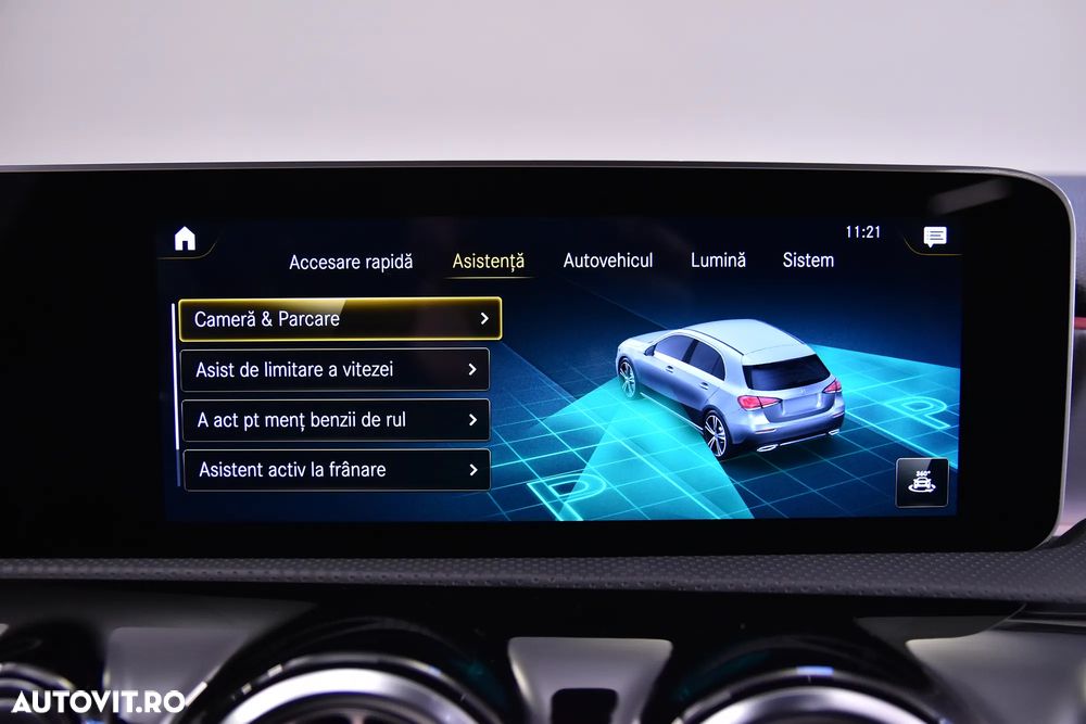 Mercedes-Benz A 180 7G-DCT AMG Line - 20