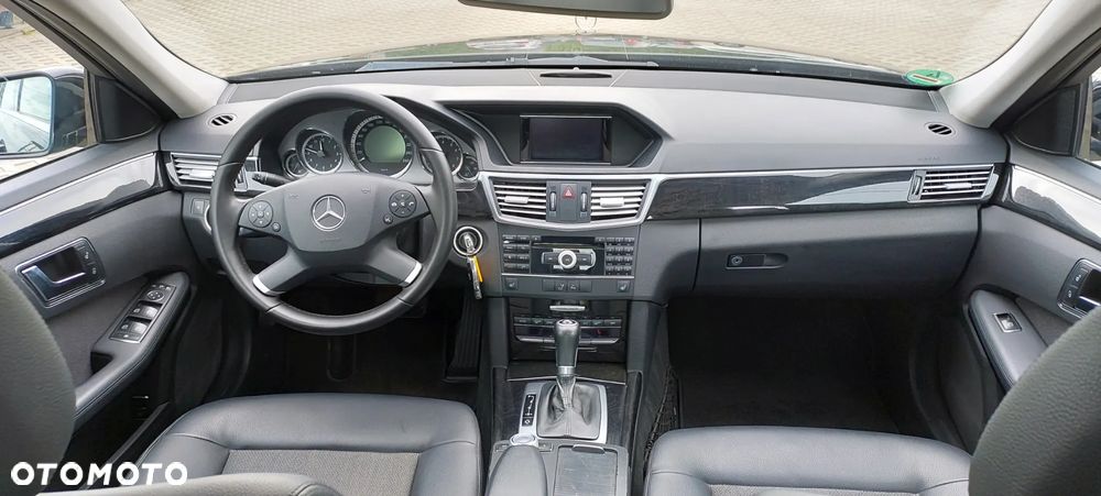 Mercedes-Benz Klasa E - 41