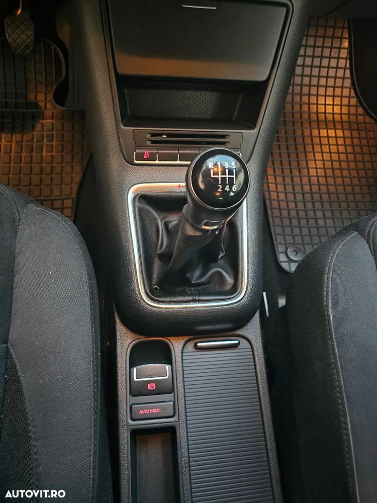 Volkswagen Tiguan 2.0 TDI 4Motion Track & Style - 16