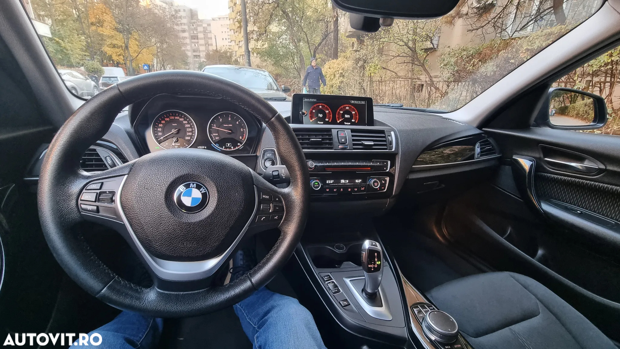 BMW Seria 1 - 28