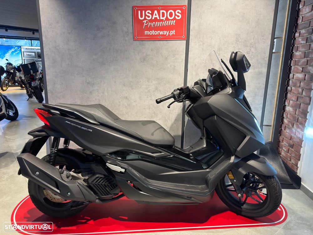 Honda Forza - 1