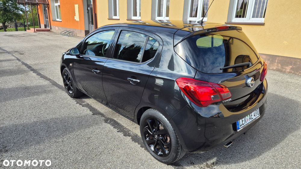 Opel Corsa 1.4 16V Cosmo - 11