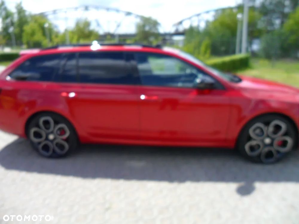 Skoda Octavia 2.0 TSI RS 245 DSG - 4