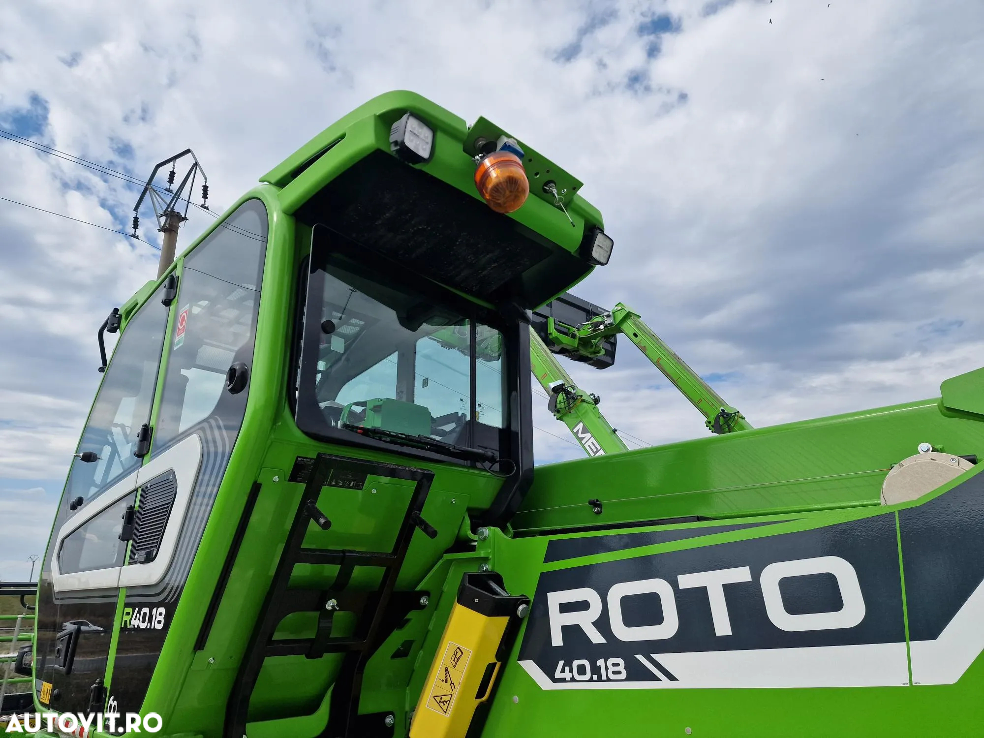 Merlo ROTO 40.18, ROTATIV la 18, ridica 4t, Aer cond, nacela 3 pers, cupa, furci, TELESCOPIC 4 tronsoane, posibilitate leasing, garantie 2 ani-PROMOTIE 154900 EUR+Tva - 21