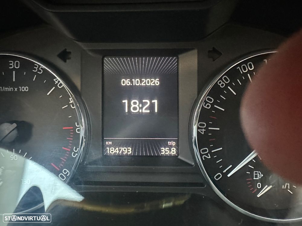 Skoda Octavia Break 1.6 TDI (Green tec) DSG Style - 6