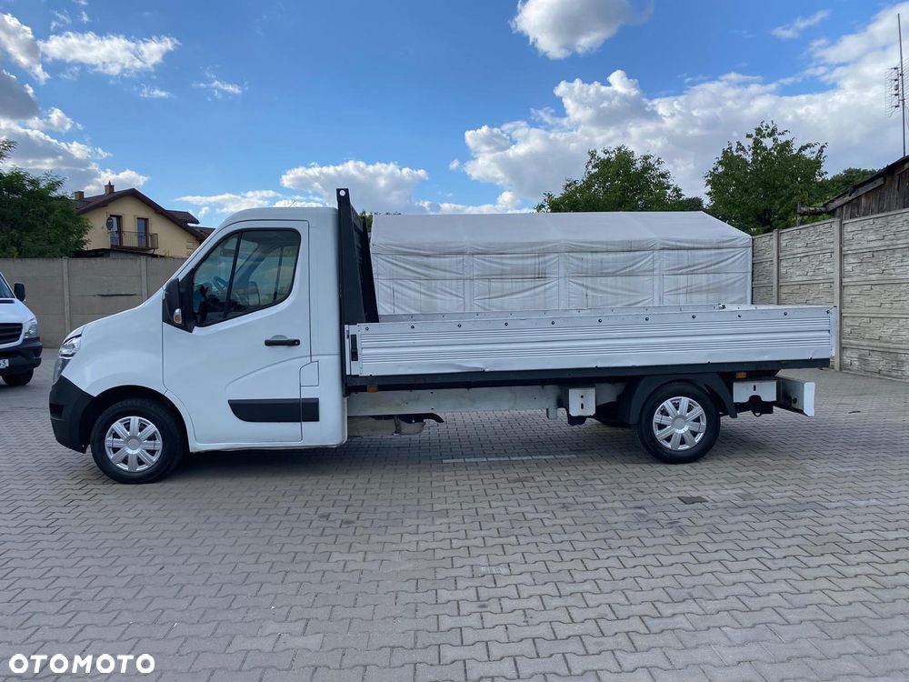 Nissan NV400 - 8