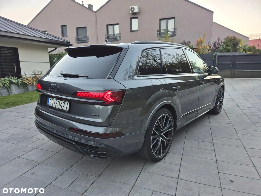 Audi Q7 - 7