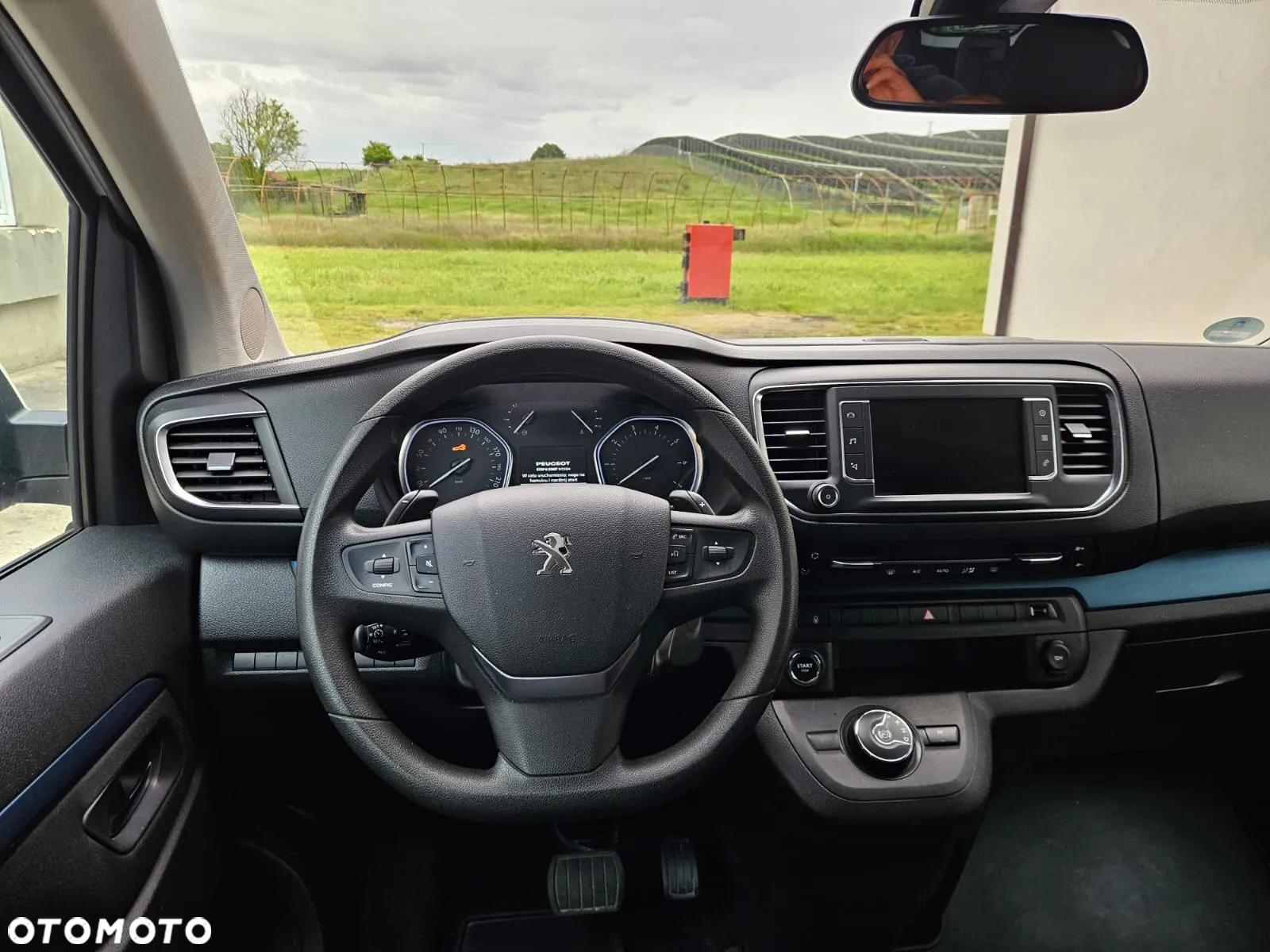 Peugeot Traveller 2.0 BlueHDi Compact Allure - 18